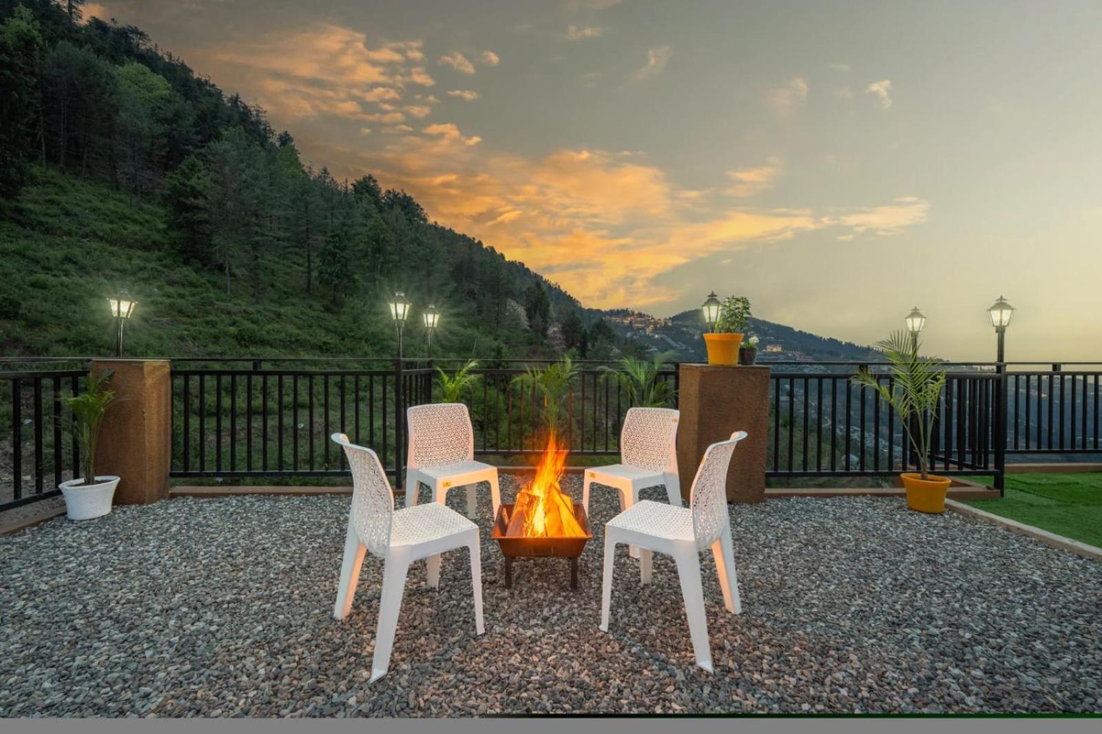 The Countryside Retreat I Vacations I Conference I Mice I Family Events I Open Air Terrace I Sky Bonfire I Kufri By Exotic Stays Shimla Buitenkant foto